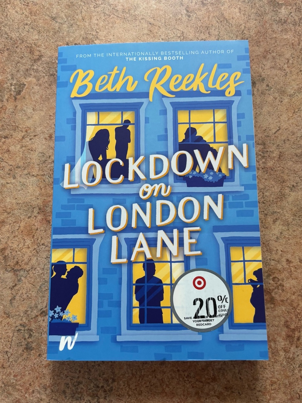 Beth Reekles "Lockdown on London Lane" - Paperback